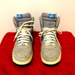 [12] Nike Air Force 1 Men’s high top